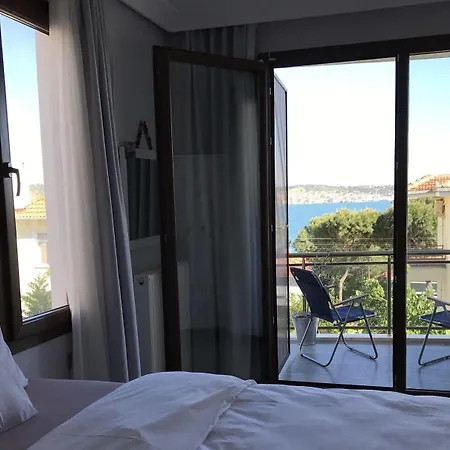 Lemon House Cunda Bed & Breakfast *