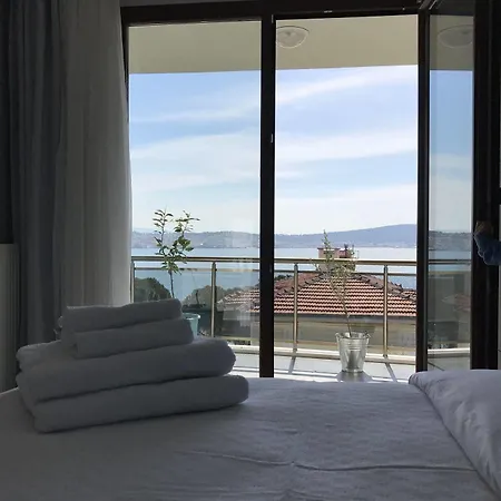 Lemon House Cunda Bed & Breakfast *